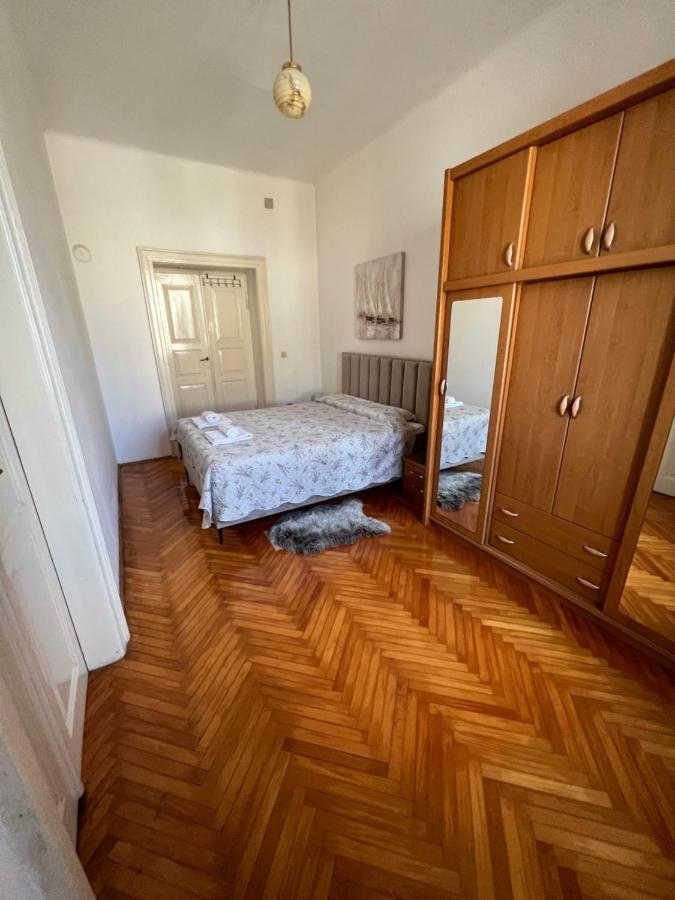 Apartman Sandra Pula Bagian luar foto