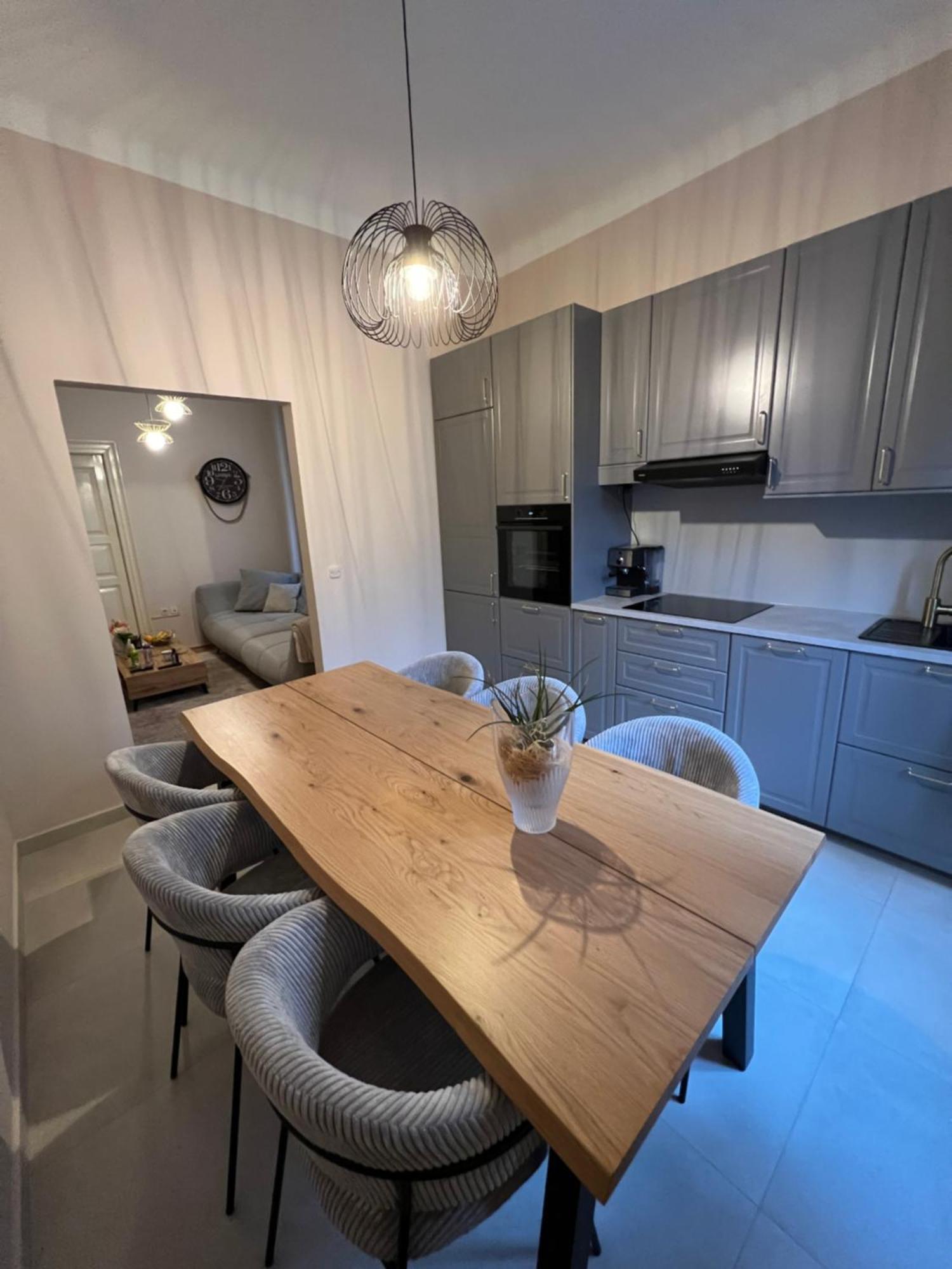 Apartman Sandra Pula Bagian luar foto